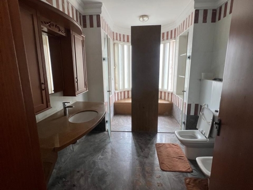 Spacious & High-End Duplex For Sale in Ramlet El Bayda — 18