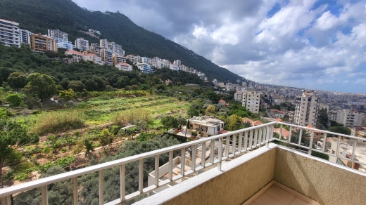 Spacious Apartment With A Nice View For Sale in Haret Sakher