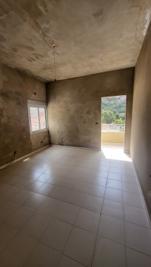 Spacious Apartment With A Nice View For Sale in Haret Sakher — 4