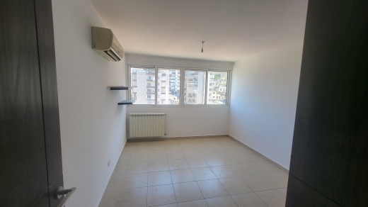 Spacious Apartment For Sale in Haret Sakher — 2