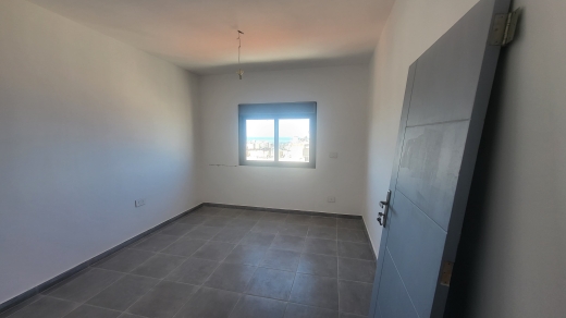 Roof With Amazing Sea View For Sale in Haret Sakher — 6