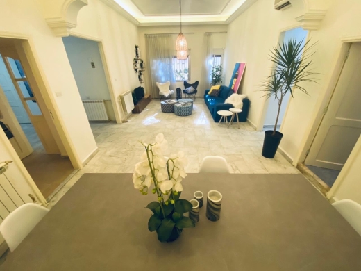 Furnished 3-Bedroom Apartment For Sale in Achrafieh, Carré D'or — 9