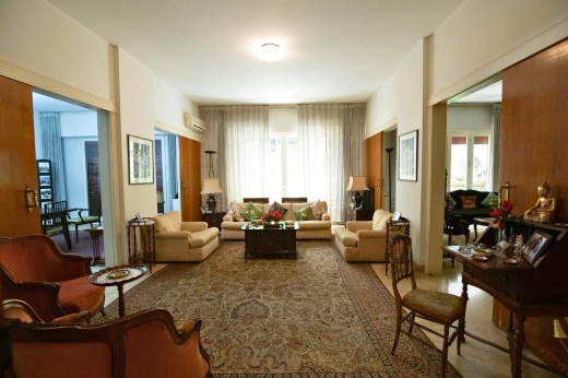 4-Bedroom Apartment For Sale in Achrafieh, Carré D'or — 2