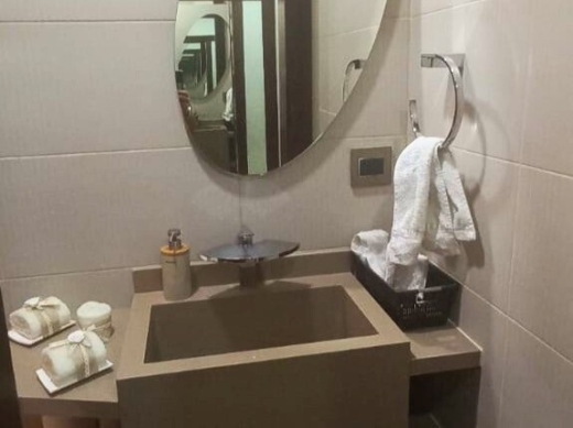 Renovated 3-Bedroom Apartment For Sale in Tallet Al Khayat, Ras Beirut — 11