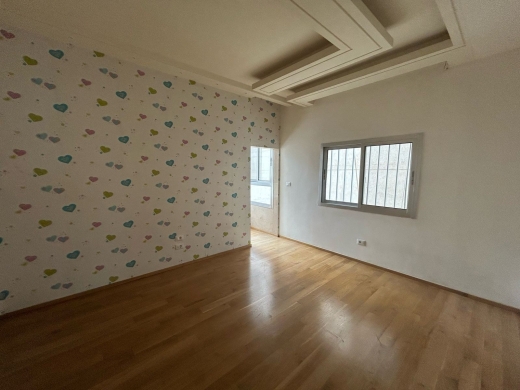 Renovated 3-Bedroom Apartment For Sale in Tallet Al Khayat, Ras Beirut — 8