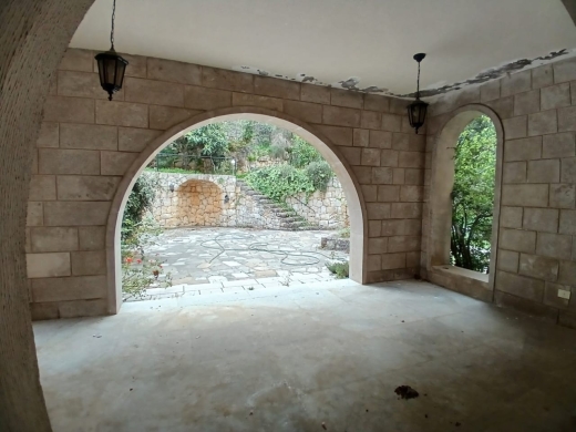 One-Of-A-Kind Villa With Garden For Sale in Qornet El Hamra — 18