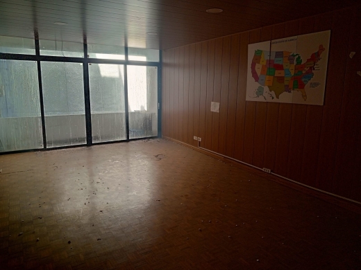 100 SQM Office For Rent in Saifi