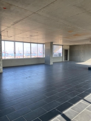 450 SQM Office with Mountain & Sea Views For Rent in Medawar — 4