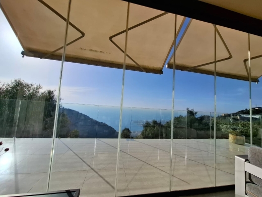 Lovely Apartment with Terrace & Seaview For Sale in Ghosta