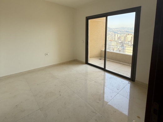 Modern Penthouse with Roof Terrace & Sea View For Sale in Achrafieh, Saydeh — 8