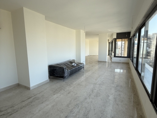 Modern Penthouse with Roof Terrace & Sea View For Sale in Achrafieh, Saydeh — 4
