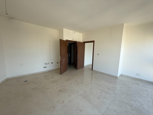 Modern Penthouse with Roof Terrace & Sea View For Sale in Achrafieh, Saydeh — 9