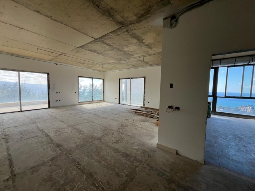 260 SQM Apartment For Sale in Adma