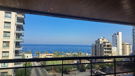 Spacious Apartment With Terrace For Sale in Bliss