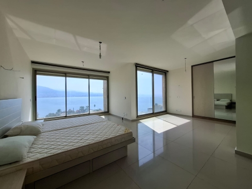 Luxurious Spacious Apartment With Panoramic Sea View For Sale in Tabarja — 7
