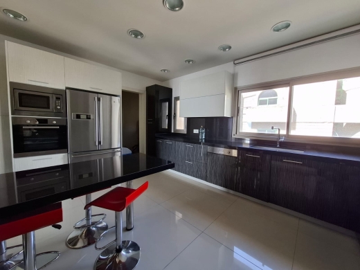 Luxurious Spacious Apartment With Panoramic Sea View For Sale in Tabarja — 12