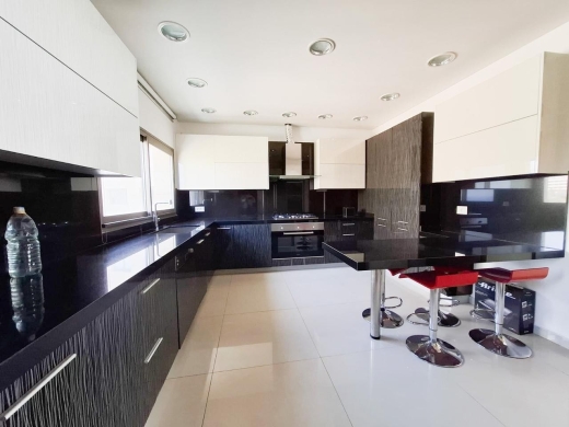 Luxurious Spacious Apartment With Panoramic Sea View For Sale in Tabarja — 14