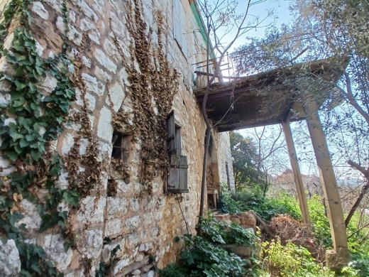 Traditional Old House with Land For Sale in Beit Chabeb — 19