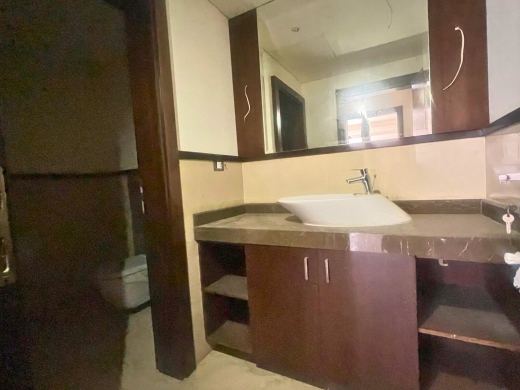 3-Bedroom Apartment For Sale in Achrafieh, Sioufi — 11