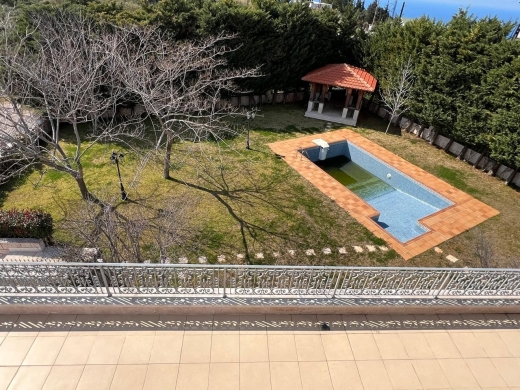 Semi-Furnished Amazing Villa With Pool For Sale in Fatqa — 7