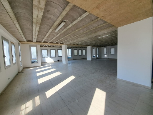 High-End Commercial Building For Rent in A Prime Location In Dekweneh — 11