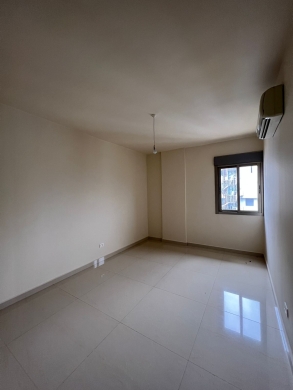 4-Bedroom Spacious Apartment For Sale in Achrafieh — 8