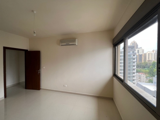 4-Bedroom Spacious Apartment For Sale in Achrafieh — 6