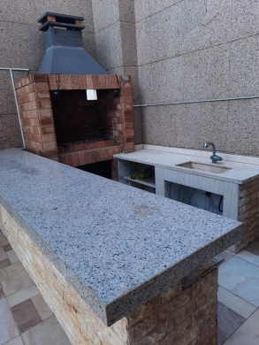 Luxurious Apartment With High-End Finishing For Sale in Rawche — 5