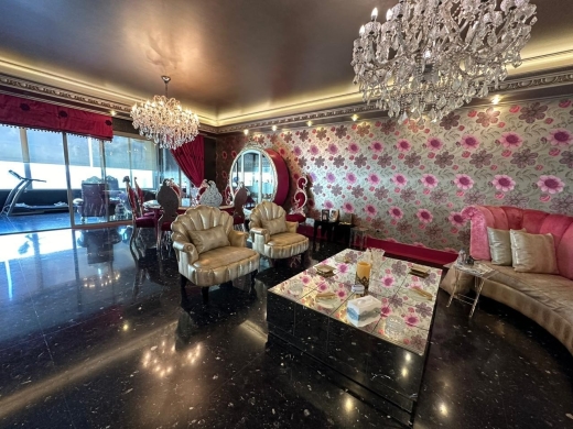 Luxurious Apartment With High-End Finishing For Sale in Rawche — 3