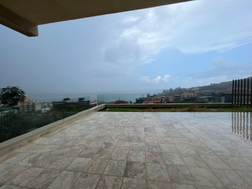 Duplex With a Beautiful Sea View for Sale in Kfarhbeib — 2