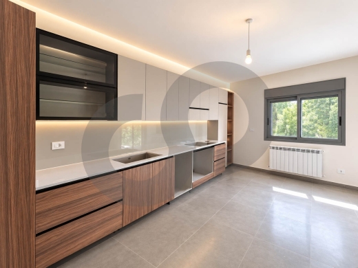 A brand new and high end 280 Sqm located in prime location in Sahel Alma REF#RY139997