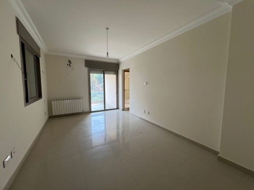 Spacious 500 SQM Apartment With A Beautiful View For Sale in Kfarhbeib — 9