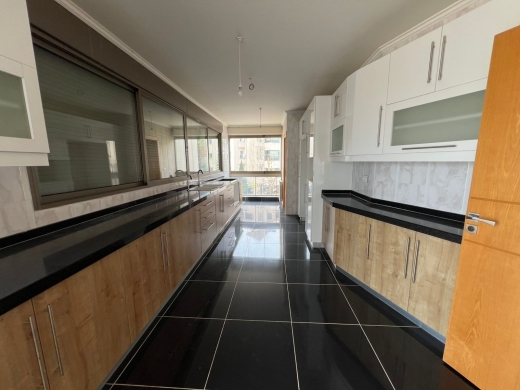 Spacious 500 SQM Apartment With A Beautiful View For Sale in Kfarhbeib — 3