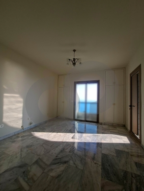 Spacious 350 sqm frontline apartment for sale in Rawshe, Beirut, روشة REF#MC139953 — 5