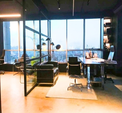 127 SQM Office For Sale in a Great Commercial Tower in Sin El Fil