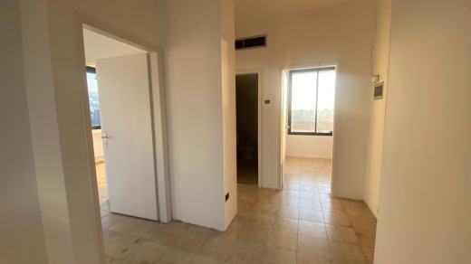 75 SQM Office With Terrace For Rent in a Prime Location in Zalka — 8