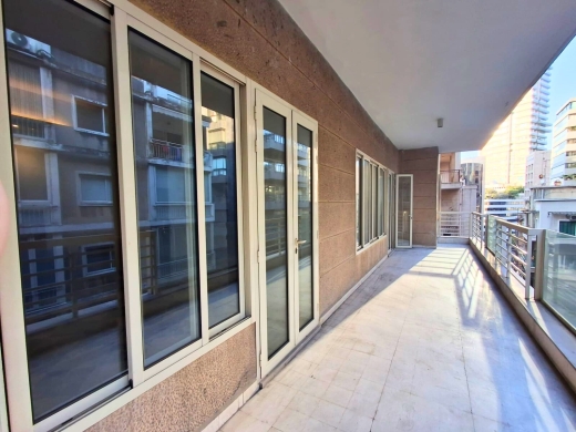370 SQM Office for Rent in Achrafieh, Carré D'or — 8