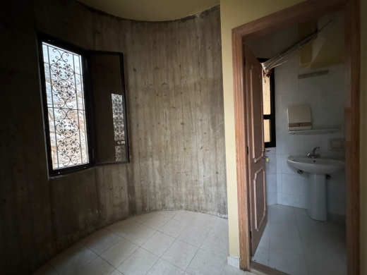 Spacious Villa With Terrace For Sale In Monteverde — 27