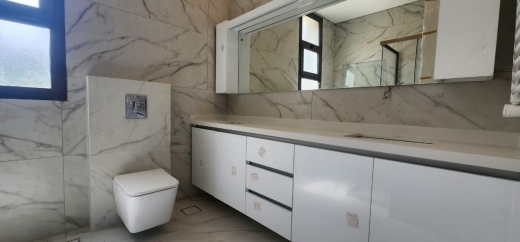 Luxurious Triplex With Private Swimming Pool for Sale with roof top in Yarzeh — 4