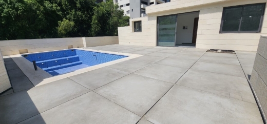 Luxurious Triplex With Private Swimming Pool for Sale with roof top in Yarzeh — 2