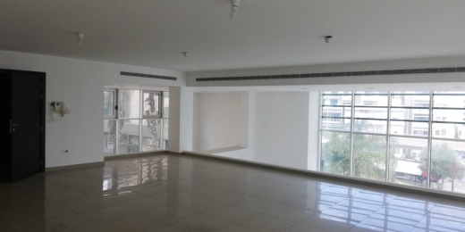 Showroom For Sale In A Prime Location In Sin El Fil — 8
