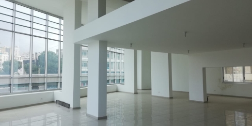 Showroom For Sale In A Prime Location In Sin El Fil — 5