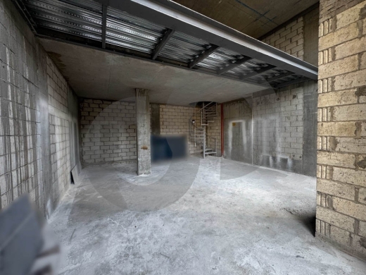 SHOP FOR RENT, PRIME LOCATION, ACHRAFIEH-BEIRUT, اشرفية, REF#HJ138140 — 2