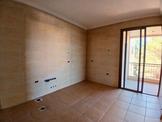 Spacious 4-Bedroom Apartment For Sale in Kornet Chehwan — 6