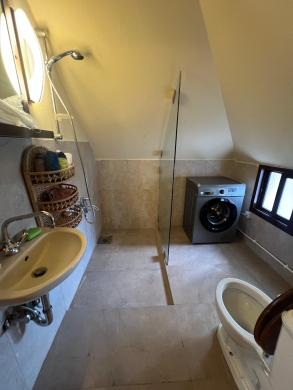 Apartment For Rent in Aamchit Army Square — 8