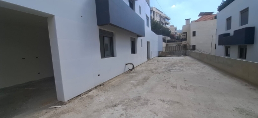 Under-Construction Apartment With Terrace For Sale in Qannabet Broumana — 2