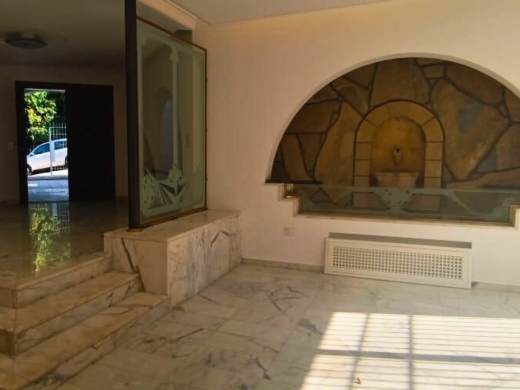 Luxurious Villa With Gardens & an Amazing View For Sale in Ghazir — 2