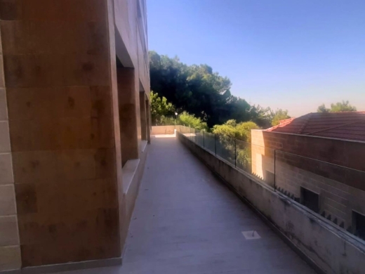4-Bedroom Apartment With Terrace For Sale in Ain Saadeh