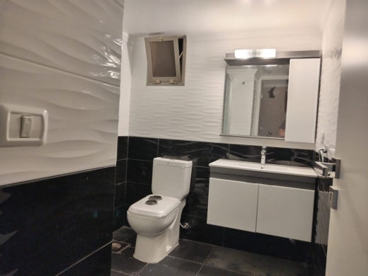 Spacious 3-Bedroom Apartment For Sale in Maaysra — 7