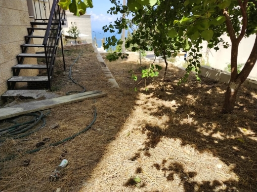 3-Bedroom Apartment With 100 SQM Garden For Sale in Maaysra — 8